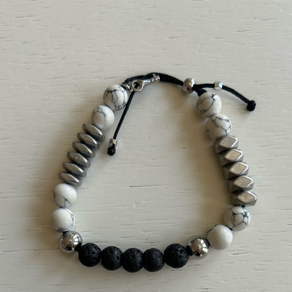 Black and White Beaded Bracelet
